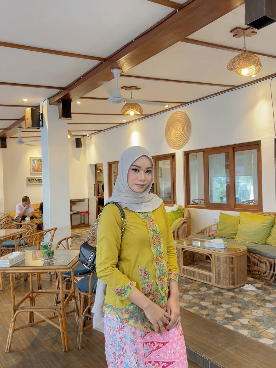 Artikel: Tren Warna Kebaya di Tahun 2026